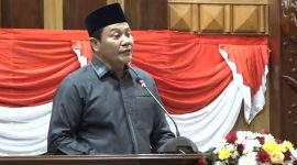 Bupati Sidoarjo Subandi saat sampaikan jawaban atas pandangan fraksi-fraksi di DPRD Sidoarjo. (Dok. Istimewa)