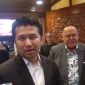 Wakil Gubenur Jawa Timur Emil Elestianto Dardak saat diwawancarai awak media di DPRD Jawa Timur. (dok. Syaiful)