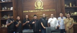 DPRD Jatim Siapkan Payung Hukum Driver Online, Perda Ditarget Rampung Tahun Ini