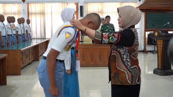 74 Calon Paskibraka Bojonegoro Ikuti Pemusatan Diklat Persiapan Upacara Hari Kemerdekaan oleh Wakil Bupati Bojonegoro Nurul Azizah. (dok. Istimewa)