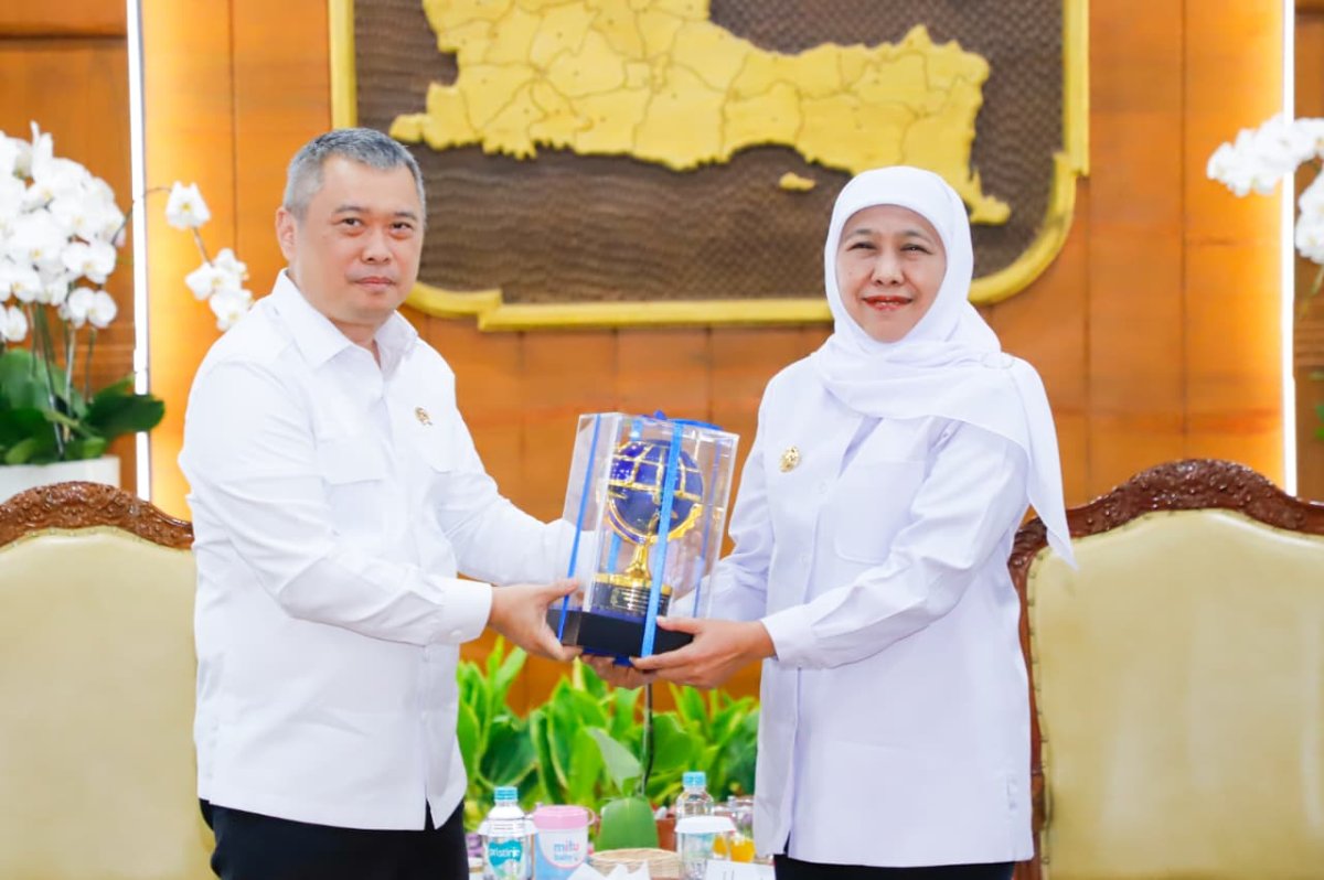 Khofifah-Emil Terima Menhub Dudy di Grahadi, Infrastruktur Transportasi Terintegrasi Jatim Dikebut