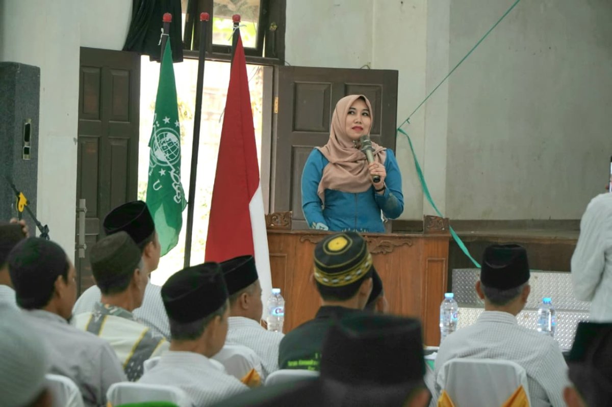 Anggota MPR RI Periode 2024–2029, Dr. Hj. Lia Istifhama, M.E.I. melakukan kegiatan penyerapan aspirasi masyarakat di Prigen, Kabupaten Pasuruan. (dok. Istimewa)
