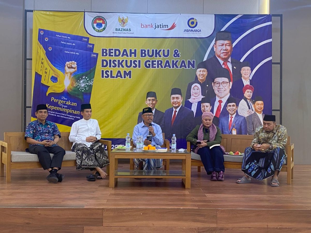 Alumni PMII Bicara Kepemimpinan dan Masa Depan NU Lewat Bedah Buku di Jombang