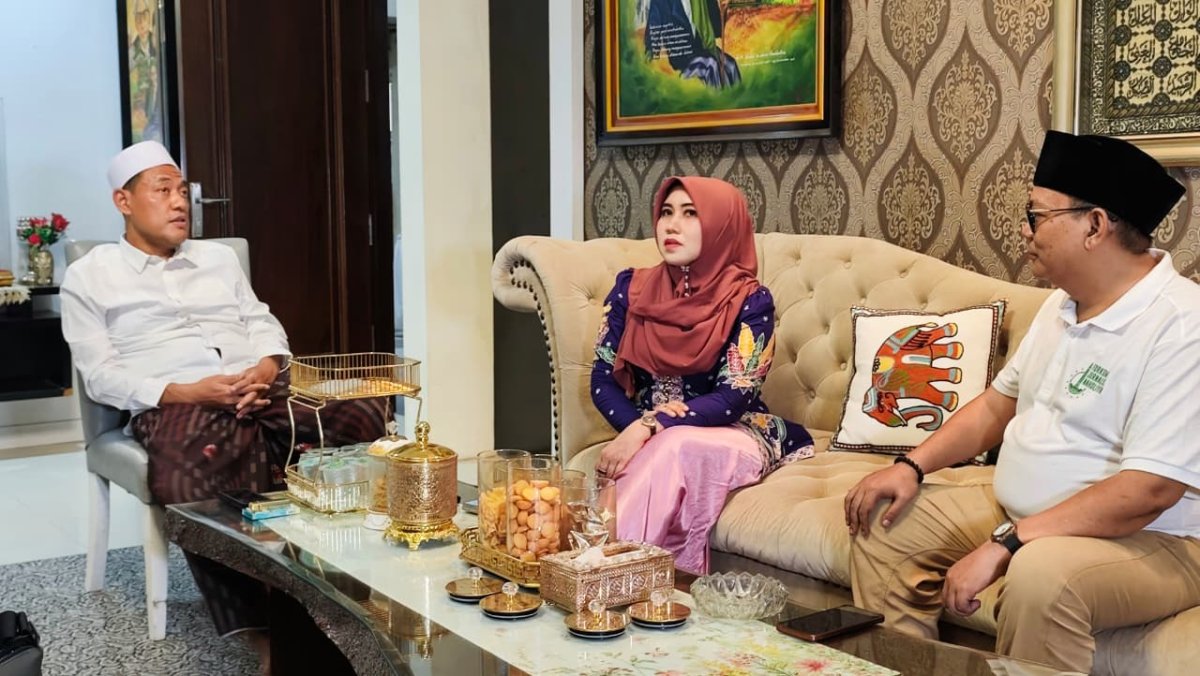 Napak Tilas Senator Lia di Tambakberas, Kenang Pesantren Tempat Ayahnya Menimba Ilmu
