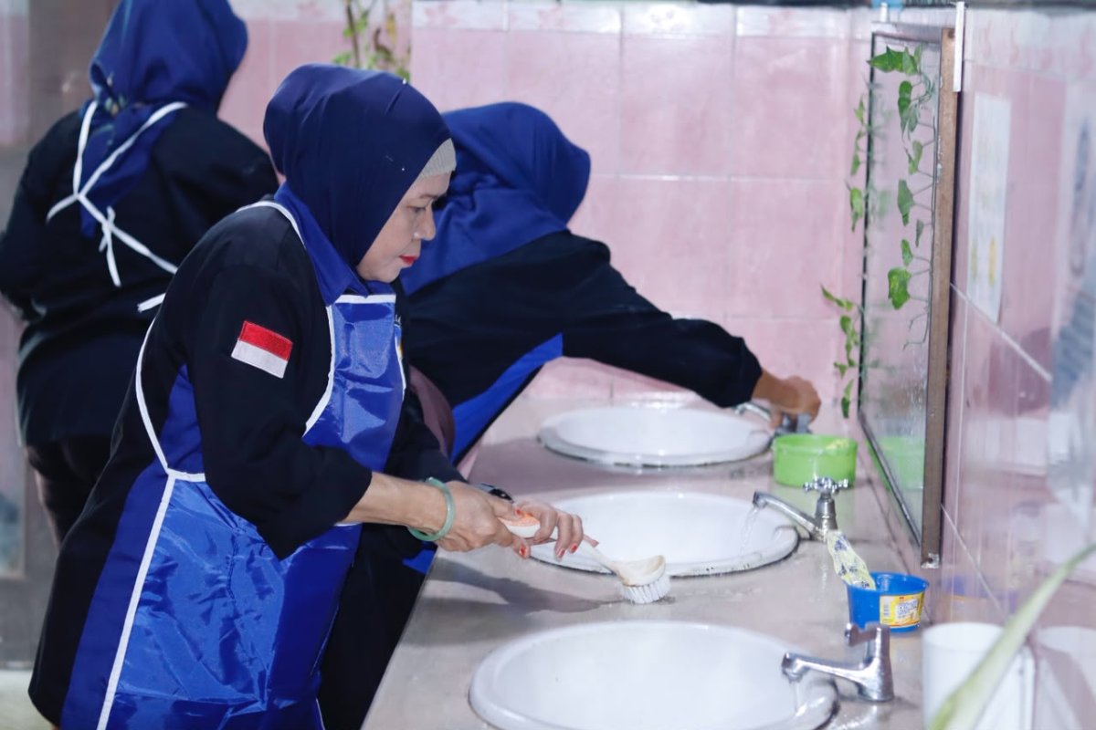 Garnita NasDem Jatim Canangkan 150 Kakus Bersih, Sasar Sekolah di Seluruh Jawa Timur