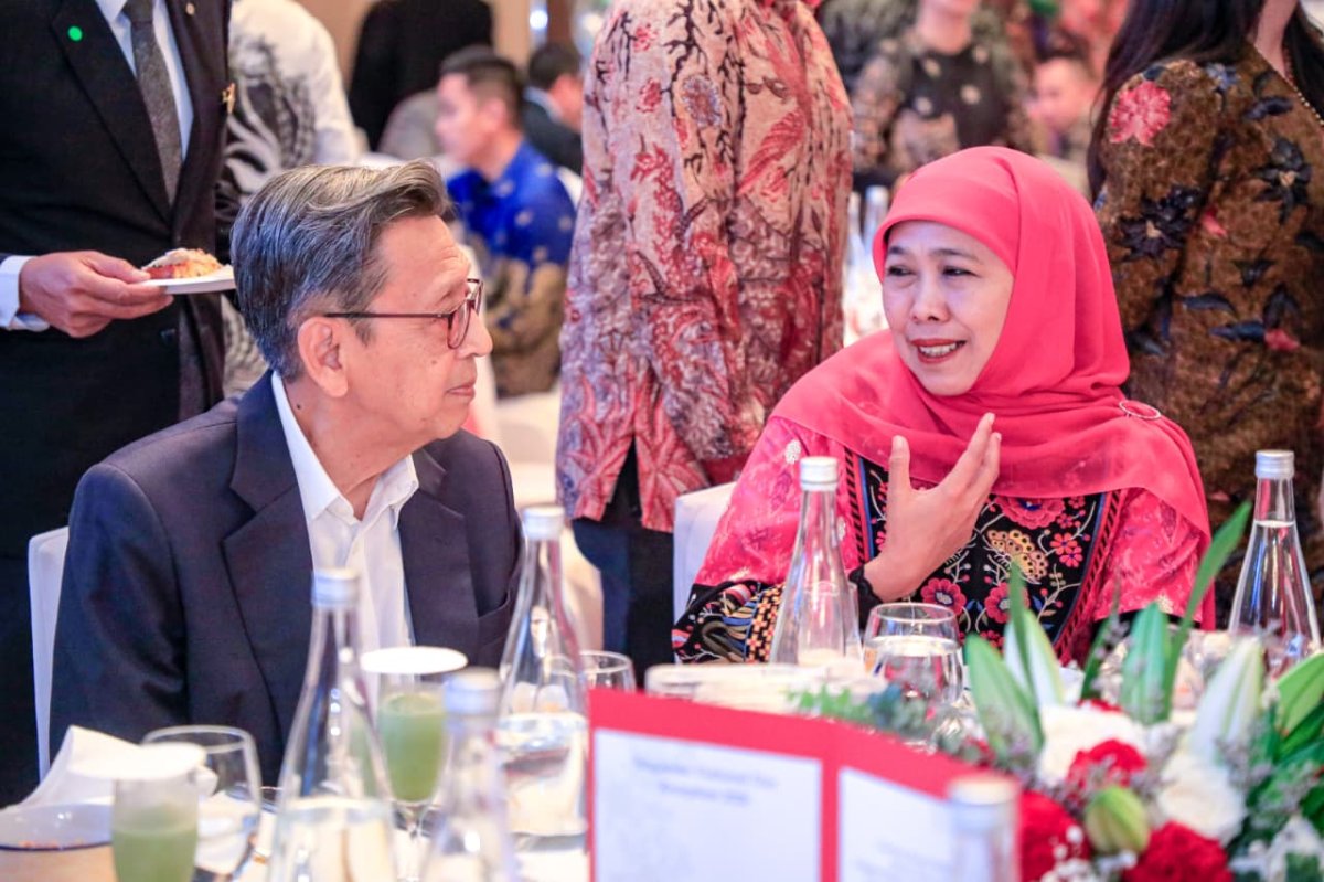 Gubernur Khofifah Hadiri HUT Singapura ke-61, Dorong Investasi hingga Penguatan SDM Jatim