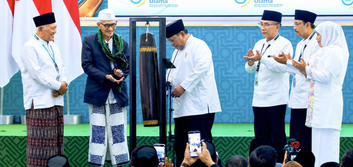 Presiden Prabowo Tutup Muktamar ke-35 NU di Tambakberas, Gubernur Khofifah Ucapkan Selamat untuk Rais Aam dan Ketum PBNU Terpilih