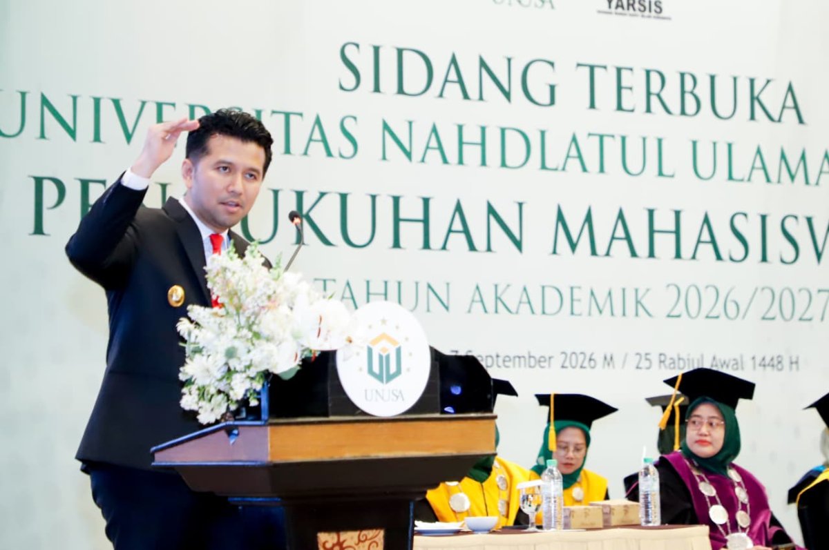 Wagub Emil Titip Tiga Bekal kepada Mahasiswa Baru UNUSA, Modal Menuju Indonesia Emas 2045