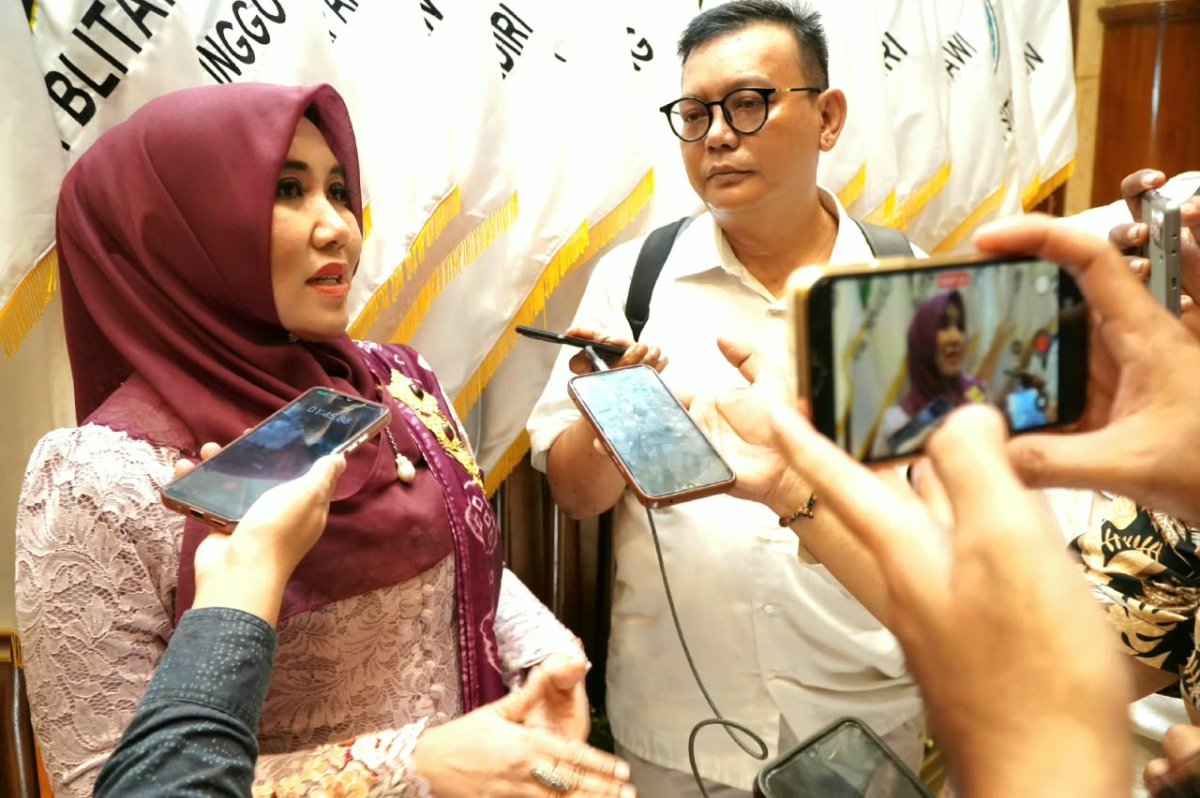 Hadiri Paripurna Istimewa Hari Jadi ke-81 Jatim, Senator Lia Sebut Jatim Bangunan Politik Humanis
