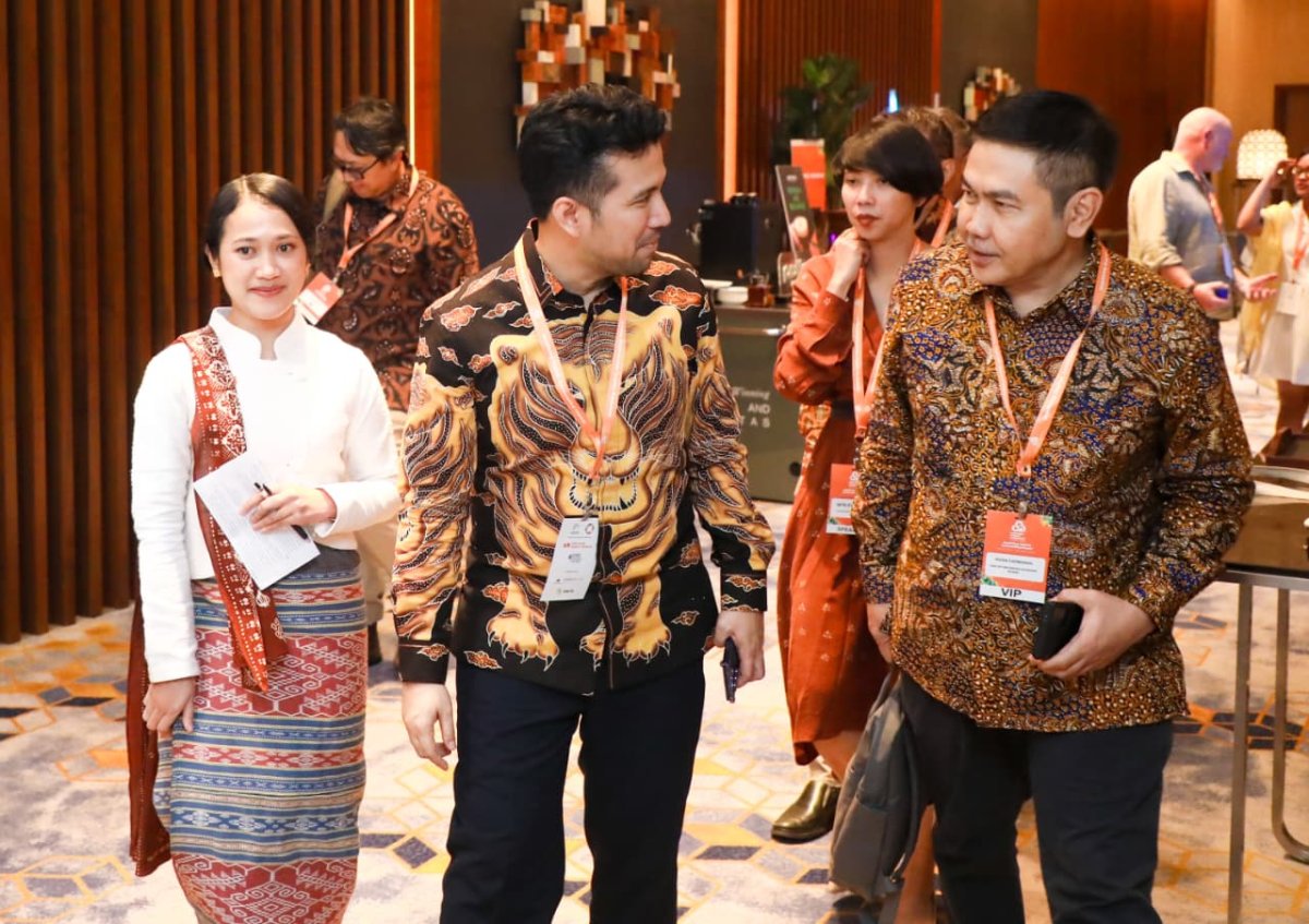 Wakil Gubernur Jawa Timur Emil Elestianto Dardak menghadiri Indonesia Impact Investment Summit (IIIS) 2026 yang digelar Indonesia Impact Alliance di Ballroom Hotel Pullman Jakarta. (Dok. Humas Pemprov)